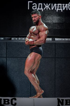 CLASSIC PHYSIQUE